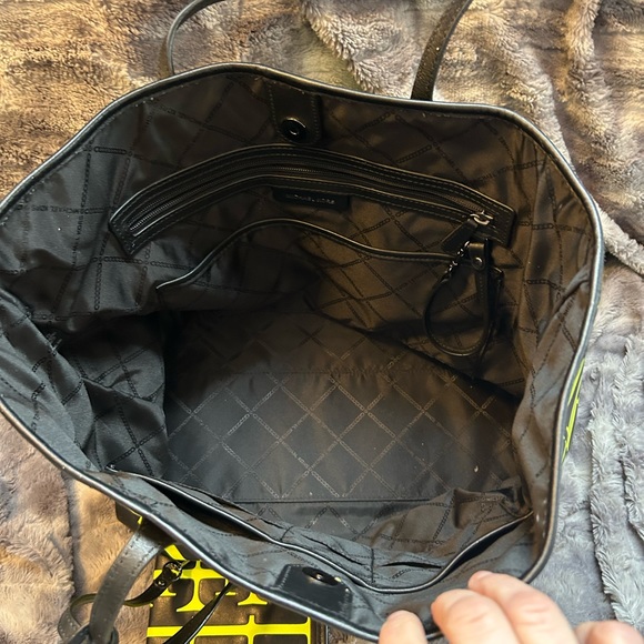 Michael Kors Black and Neon Green tote with the detachable pouch. - Picture 2 of 5